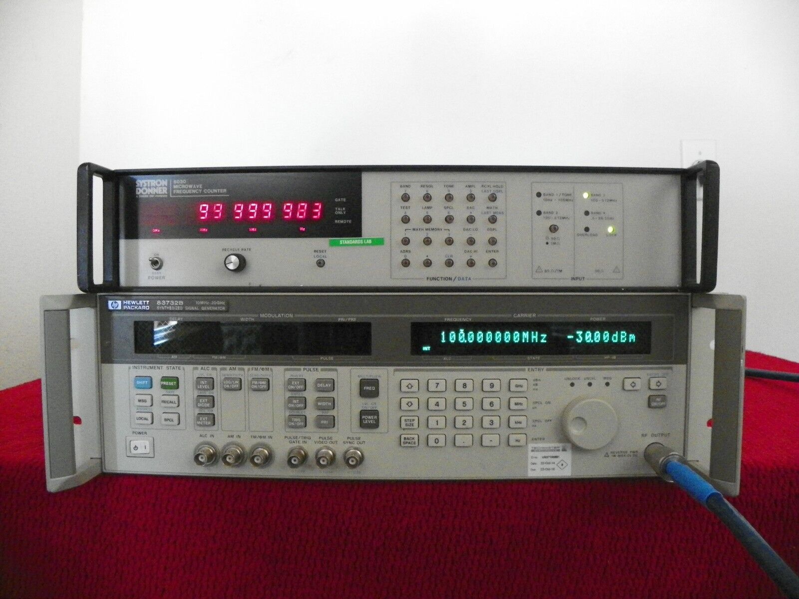 Systron Donner 6030 microwave frequency counter 10hz-26.5Ghz w/opt 02,04,& 06 Systron Donner 6030 microwave frequency counter 10hz-26.5Ghz w/opt 02,04,& 06